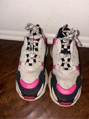 Balenciaga Triple S chunky sneakers in a striking white, black, and hot pink 38